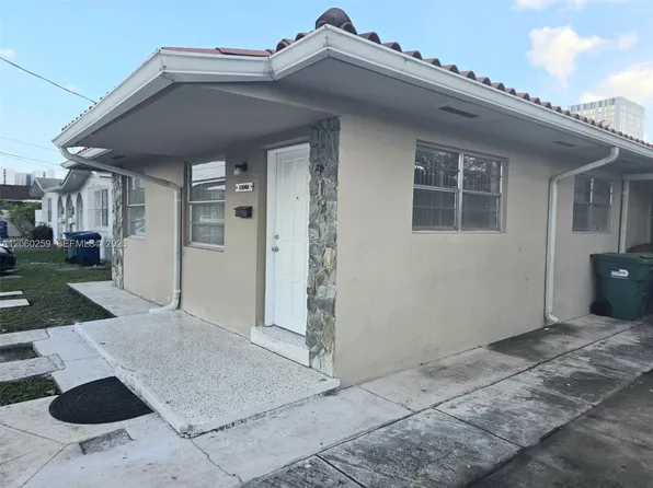 11040 SW 4th St, Sweetwater, FL 33174