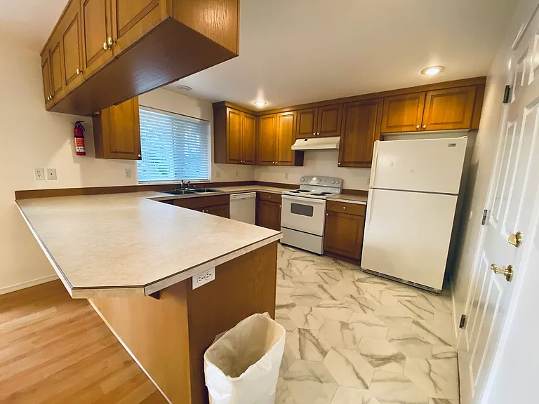 2317 Club Ct #1 — Photo 5