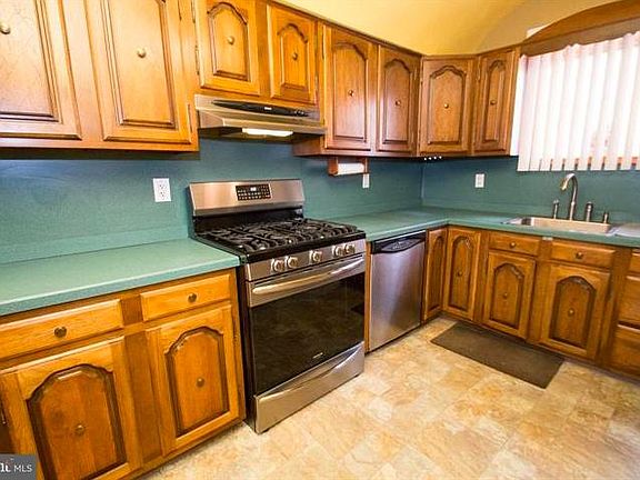 4th image of 2507 S 10th St