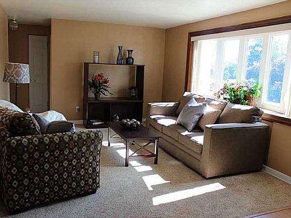 2nd image of 166 Mary Ann Dr