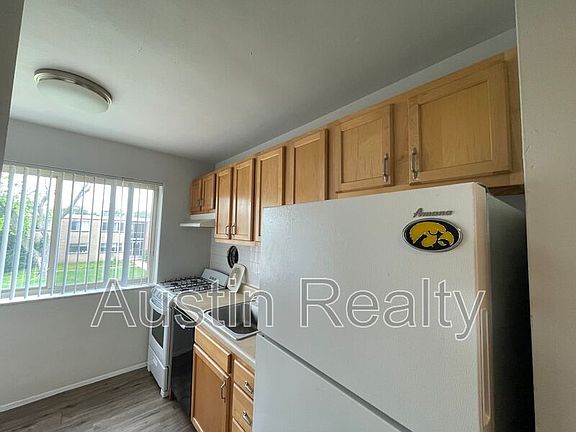3rd image of 9101 Olive Blvd APT 2A