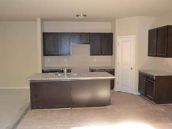 4th image of 274 Stillwood Dr