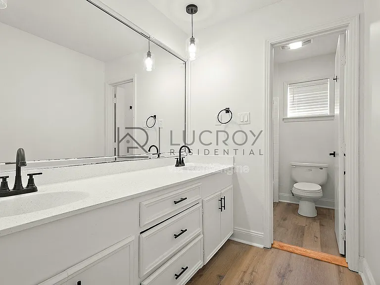 816 Winthrop Cir — Photo 19