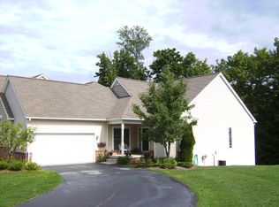 96 Fox Hollow Dr, Metamora, MI 48455