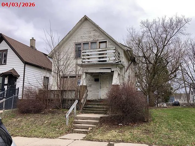 2818 North Palmer AVENUE photo 1