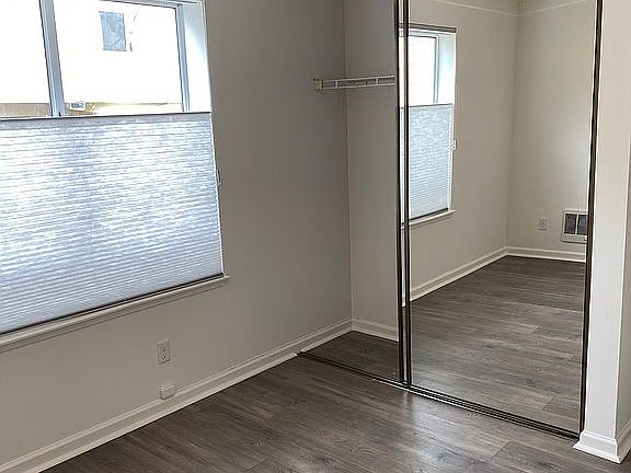 3rd image of 1100 Eddy St