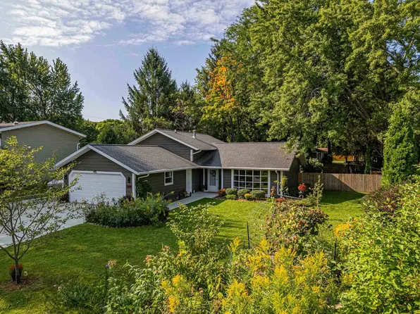 2805 Florann Dr, Fitchburg, WI 53711
