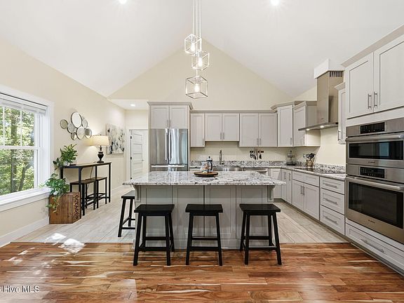 4th image of 1425 Seafarer Drive