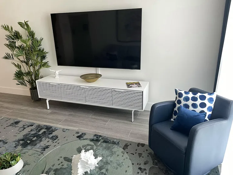 111 SE 1st Ave #310 — Photo 6