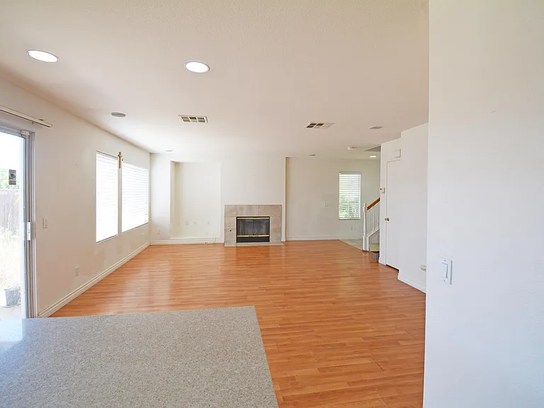 274 Settlers Rd — Photo 6