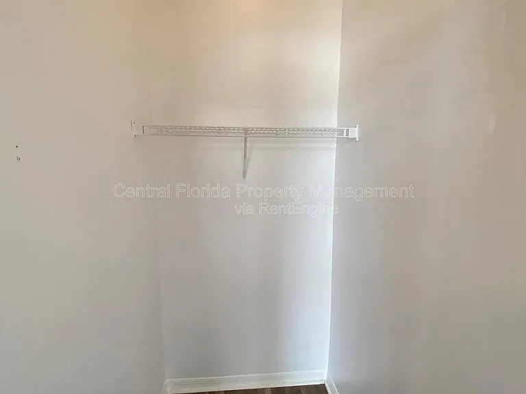 10885 Piping Rock Cir — Photo 25