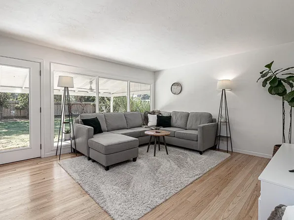 812 Edison Ave, Modesto, CA 95350