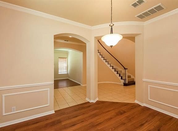 4th image of 5549 Bay Meadows Dr