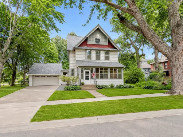 2193 1st St, White Bear Lake, MN 55110