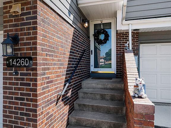 3rd image of 14260 Estates Ave