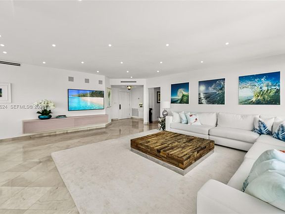 5th image of 5640 Collins Ave APT 4D