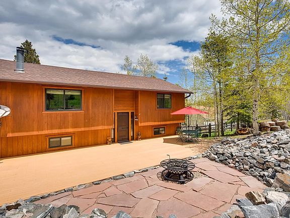 Great Front area is private and a wonderful place to relax.