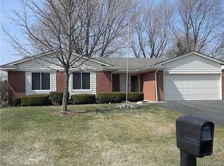 22545 Deerfield Rd, Novi, MI 48375