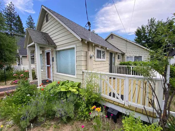 317 Merritt Ave, Mount Shasta, CA 96067