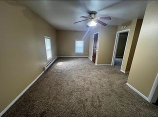 242 S Fraser Ave APT 2, Kankakee, IL 60901