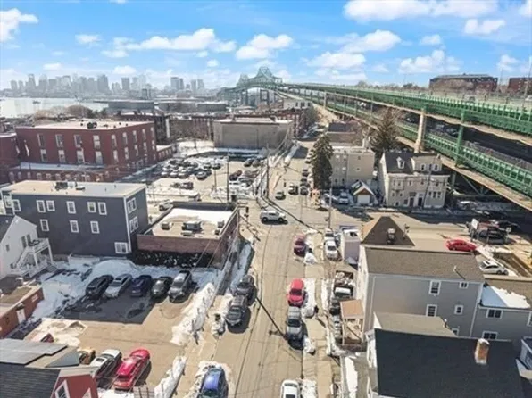 74 Chestnut St, Chelsea, MA 02150