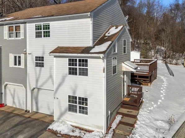 31-31B Gates Rd #22R, Worcester, MA 01603