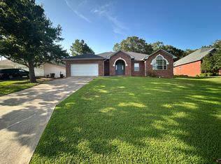 8709 Canopy Oaks Dr, Fort Smith, AR 72903