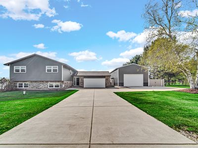 430 Northfield Ln, Valparaiso, IN, 46383