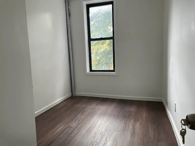 25 Park St #3 — Photo 3