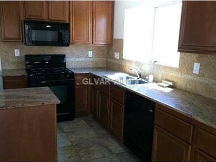 3rd image of 8705 Dodds Canyon St