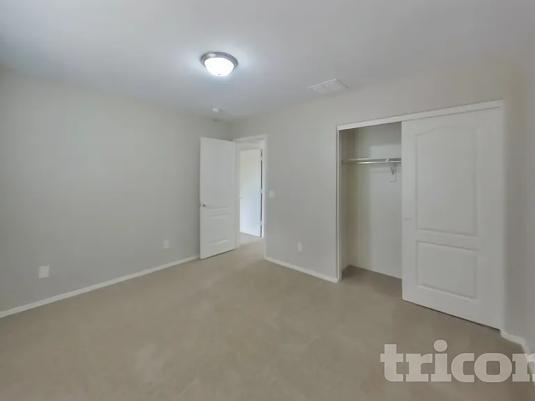 4930 E Del Rio Dr — Photo 12