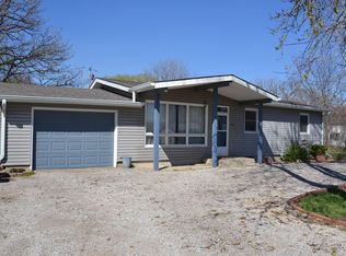 426 NW Emporia St, Melvern, KS 66510