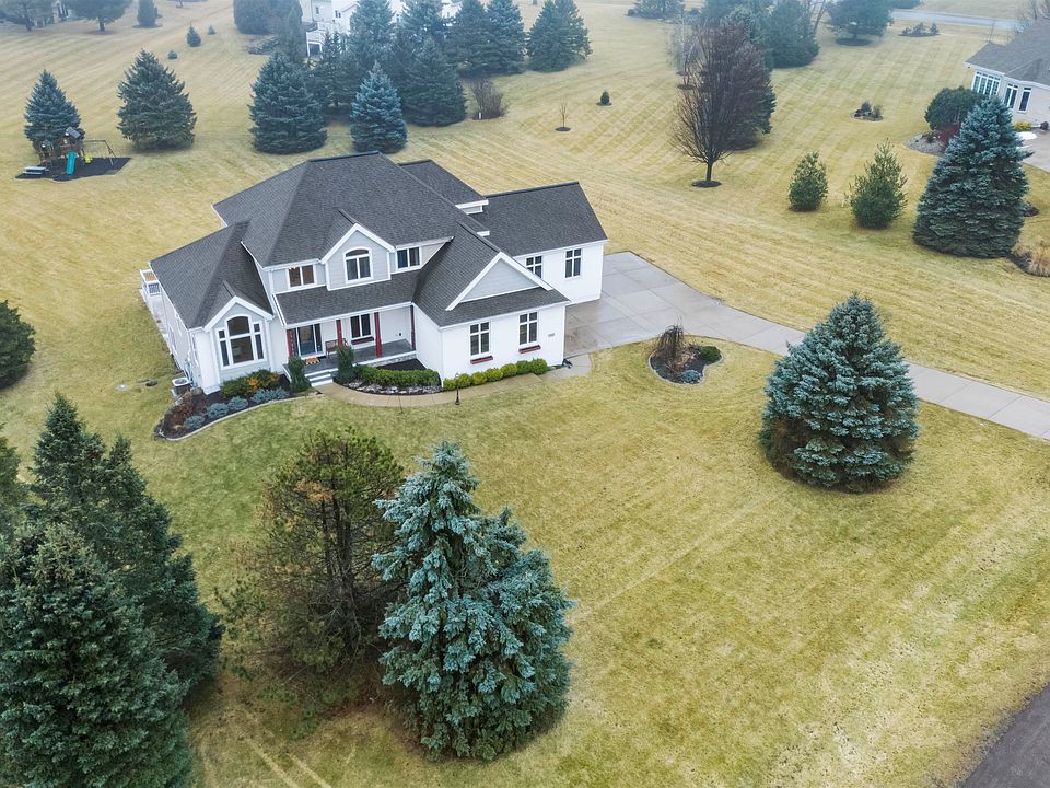 1st image of 7849 Summerfield Dr