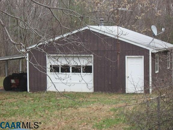 4th image of 233 Holman Creek Ln