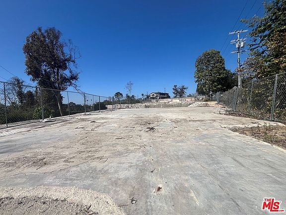 5th image of 16450 W Sunset Blvd