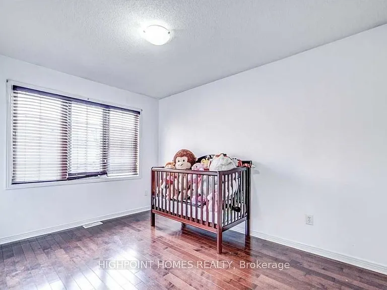 141 Pilkington Dr — Photo 8