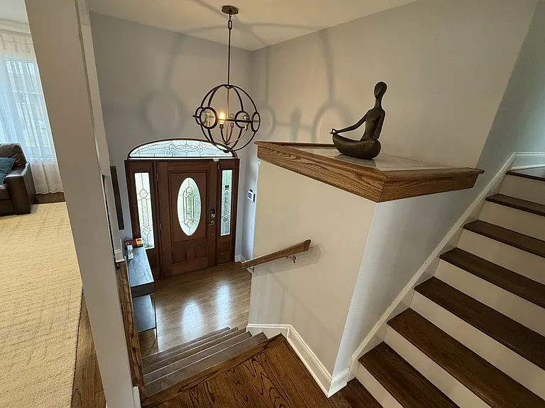 9 Gibbs Rd — Photo 8