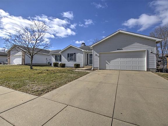 2nd image of 2649 Pheasant Run