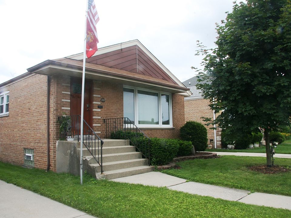 1st image of 11323 S Millard Ave