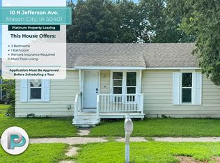 10 N Jefferson Ave, Mason City, IA 50401