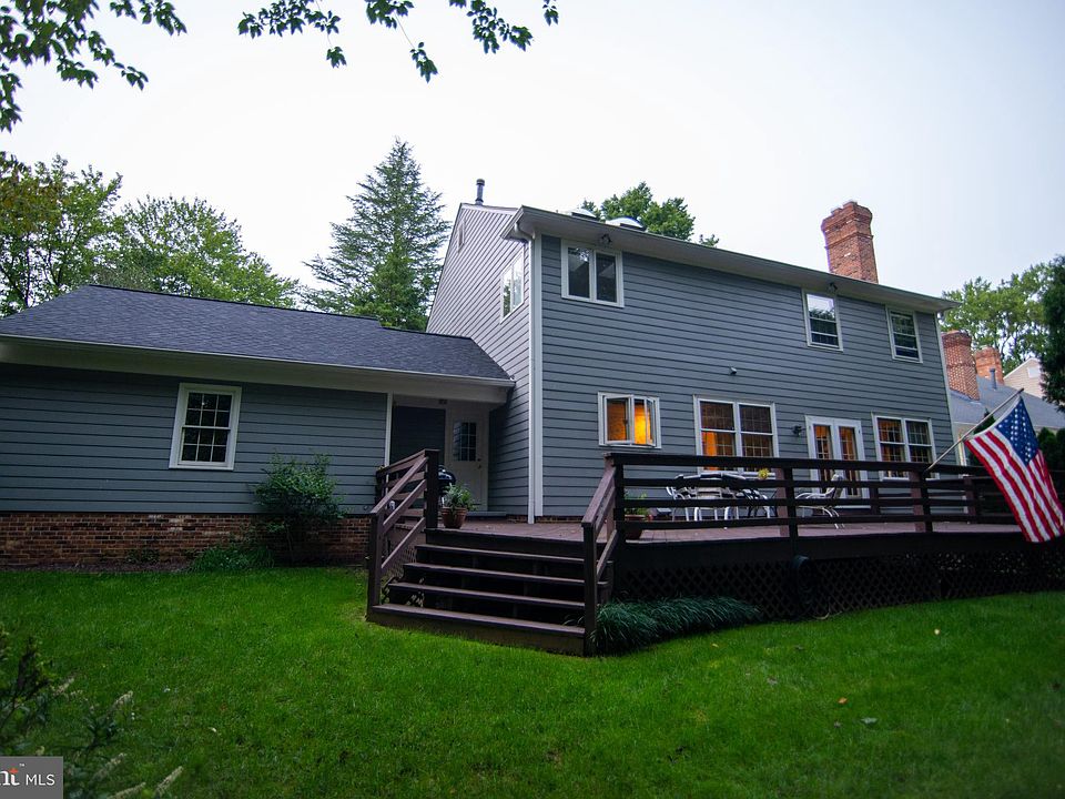 2nd image of 8408 Bells Mill Rd