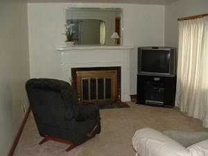 4th image of 1455 Kaiser Ave #S