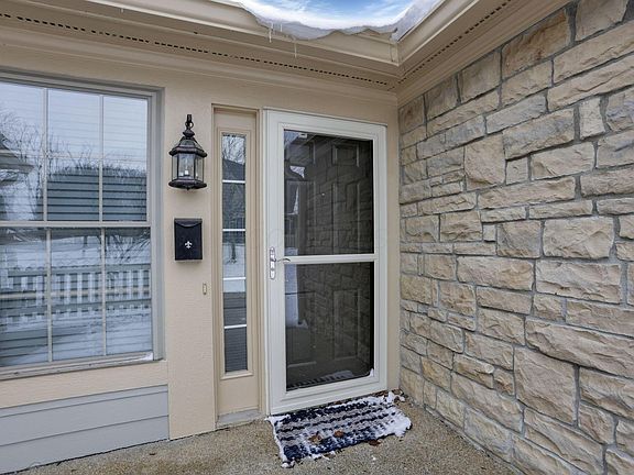 4th image of 1234 Stonehouse Ct