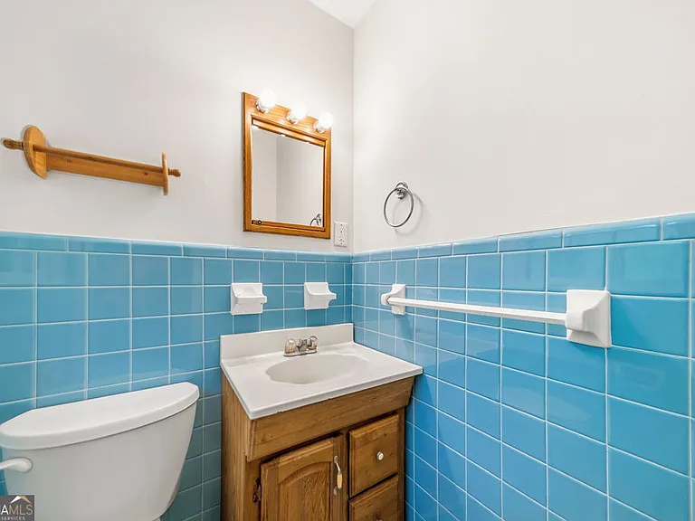 3940 Hubert Dr — Photo 30