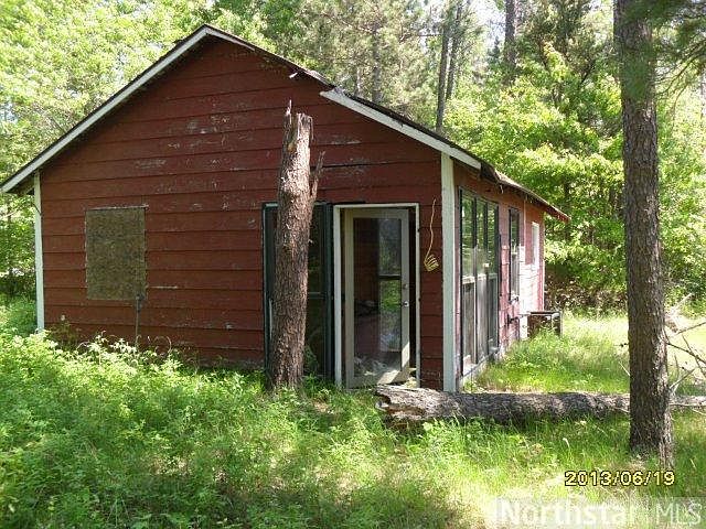 2nd image of 75540 Happy Valley Road