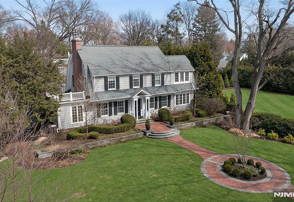 1st image of 163 Phelps Rd