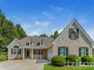 331 Crestridge Ln, Ellenwood, GA
