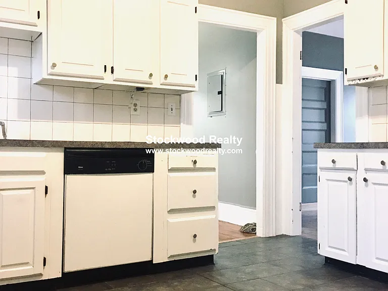 68 Sagamore St #1 — Photo 8