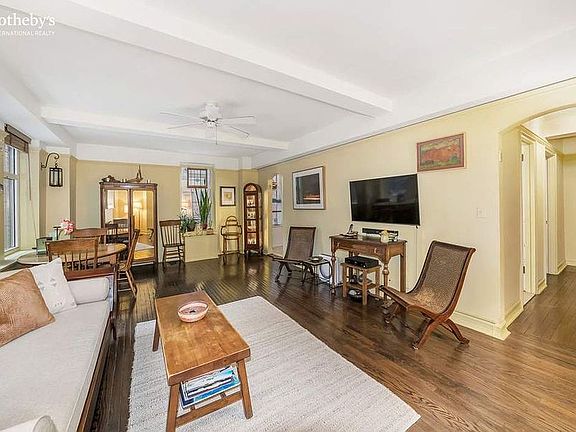5th image of 470 W 24th St APT 4A