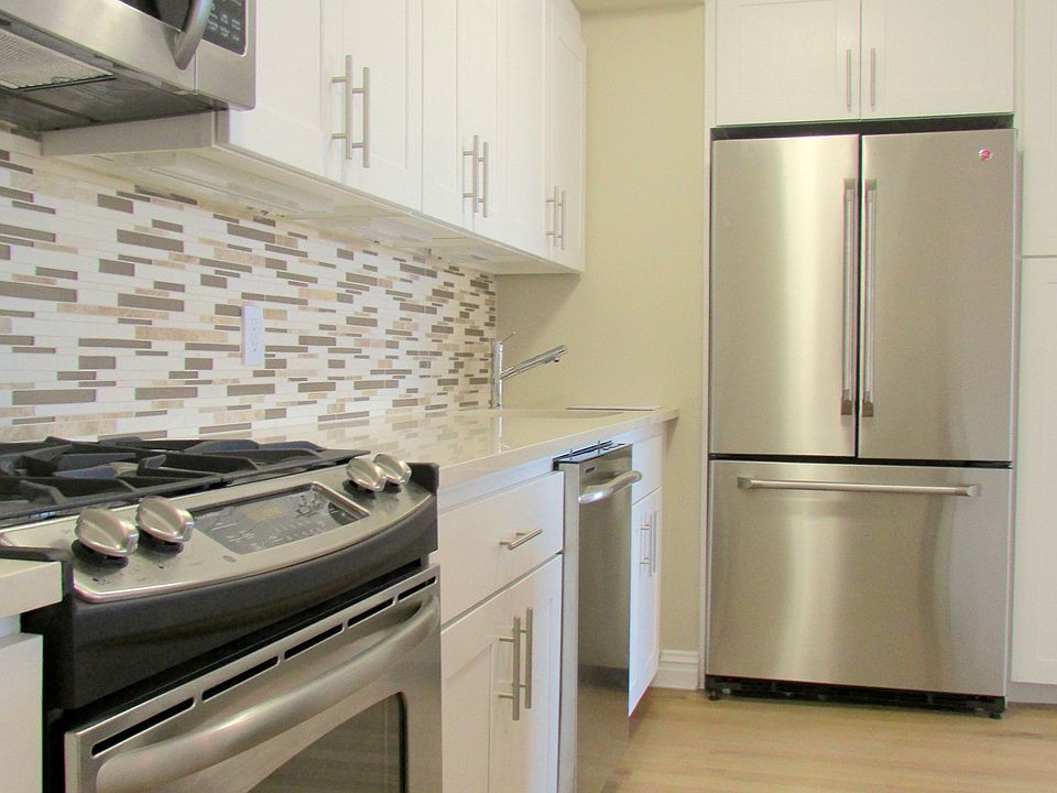 2nd image of 201 E 87th St APT 16R
